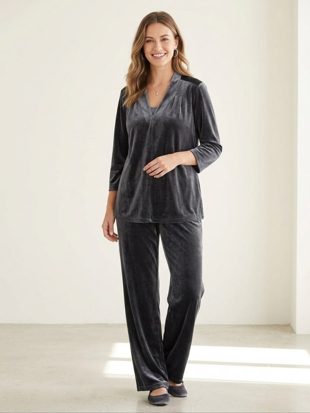 Women’s Charcoal Velvet Lounge Set - Cozy 2-Piece